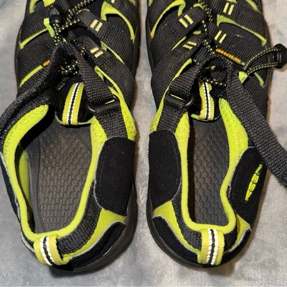 Keen Newport H2 Waterproof Sandals Sport Kids Size 6 - Picture 12 of 14